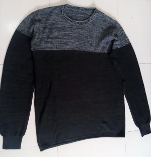 Men's Two Tone Long Sleeve Sweater