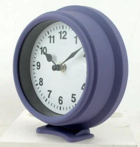 2018 New Design Round plastic cheap table clock for hom decor
