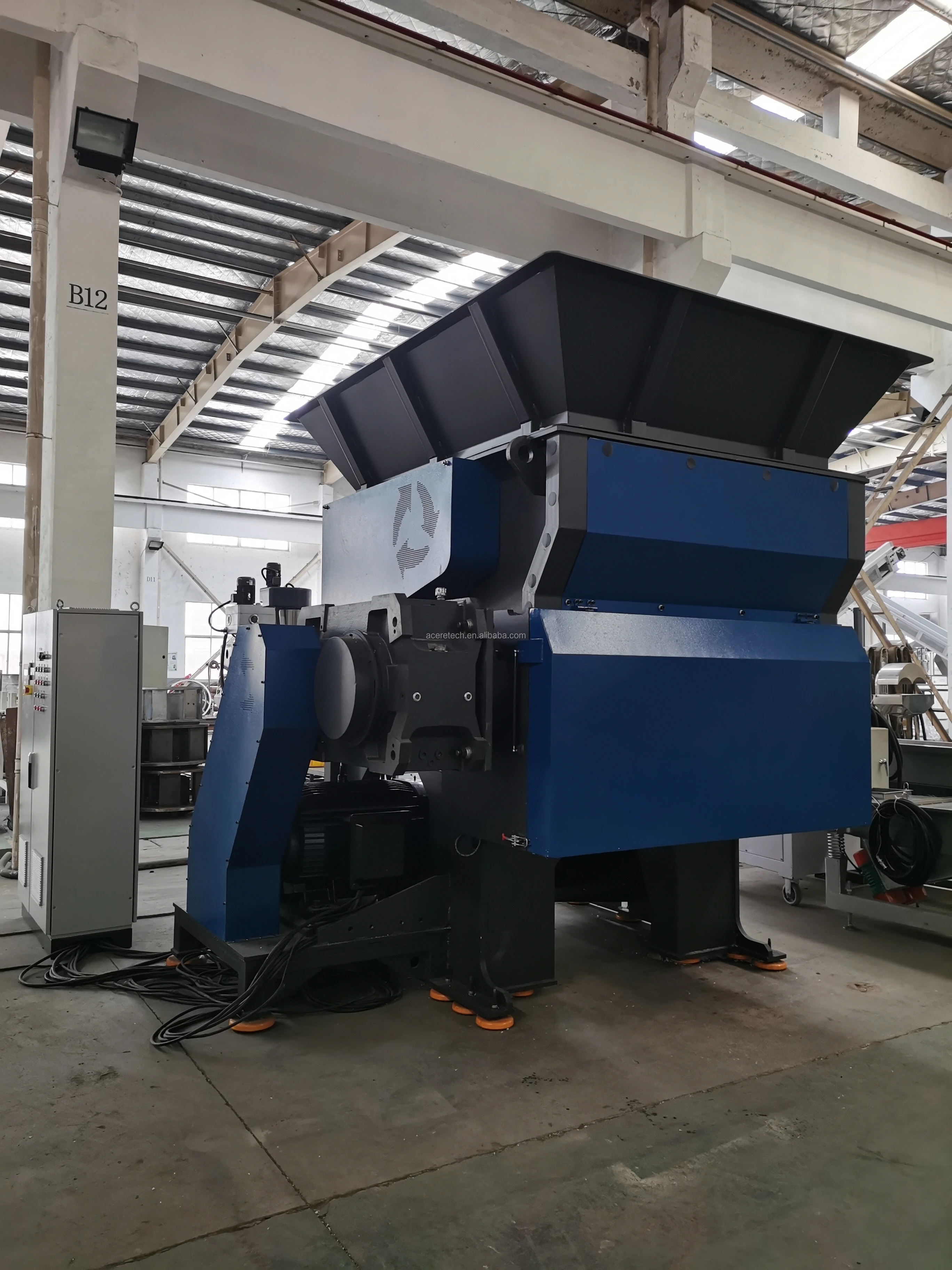 500 kg/h waste plastic PE film recycle washing machine with shredder crusher squeezer centrifugal dryer