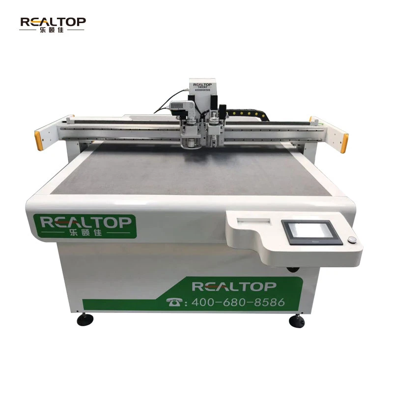 Cardboard leather carpet machine for cutting strips of leather