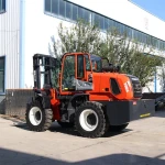 China Manufacturer Telescopic Handler 4 wheel drive off road forklift multipurpose with Epa Engine