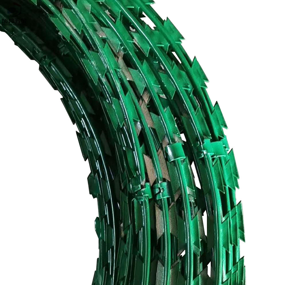 Buy Chinese Razor Wire Mesh Factory Concertina Razor Wire Coils Bto18 ...