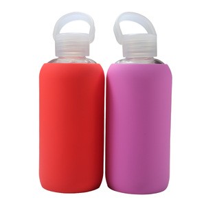 Customize 500ml Glass Water Bottle with silicone protection sleeve cover