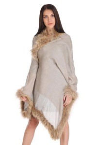 Fur trim scarf with vintage re-cycled fox fur