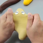 New Arrival Funny TPR Squeeze Simulation Poop Toys Stretchable Transformation Stress Release Toys