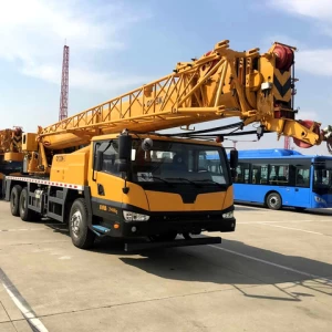 SINOMADA Official Certificated Chinese  XCT35 56.8m Boom Length 35t Pick Up Mobile Crane Truck