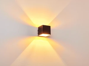Stylish Indoor Lighting Hotel Bedside Lamp Black+Gold Luxury Wall Lamp