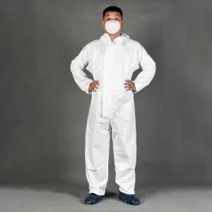 Wholesale high quality disposable isolation suit safety suit