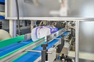 Adults Wearing Nappies Bagging Machine