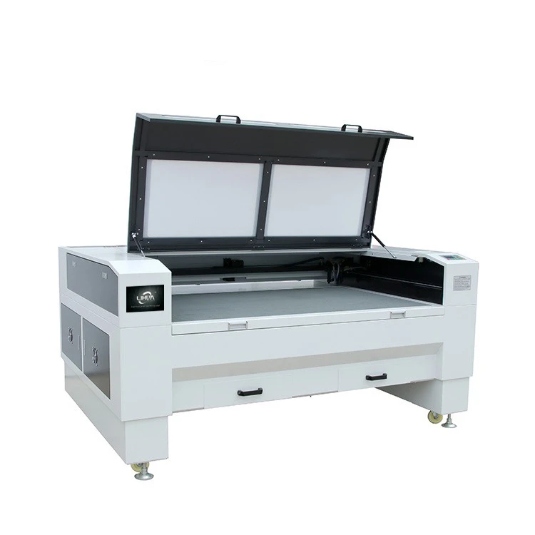 China Camera Automatic Positioning CCD Laser Cutting Machine/Lowest Price Label Laser Cutter With Camera