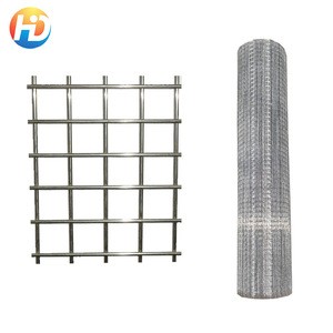 China supplier welded iron wire mesh sizes 50x50 panel/roll made of bending machine