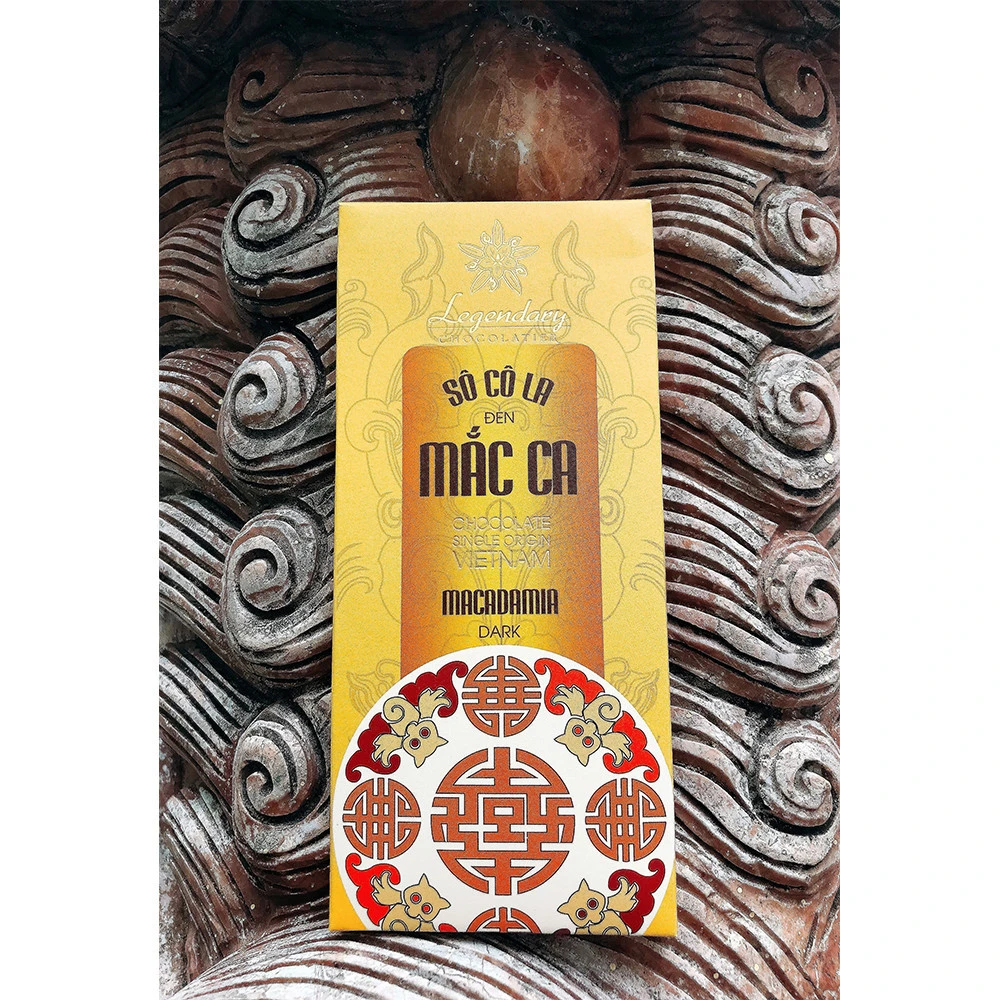 High Quality Single Origin Viet Nam chocolate bar - Dark 72% Cocoa &amp; Macadamia for gifting