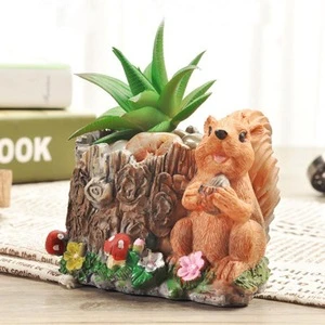 Hot Sale Personalized Handmade Polyresin Squirrel Planters Vase