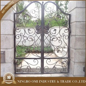 Made In China Hot Sale Palisade Fence Wrought Iron Gate Fence/artistic wrought iron gates/new design high quality &amp; low pric