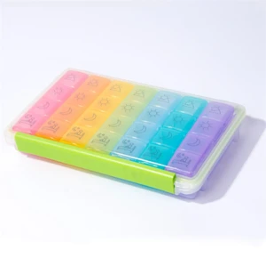 Popular PP Custom Large 7 Day Travel Pill Organizer 8 Compartment Pill Dispenser Clear Case