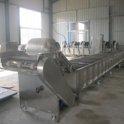 Pour The Bottle of Fungicide For Water Juice Tea Drink Production Line