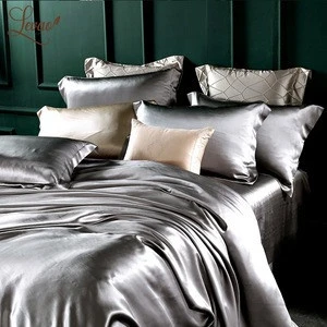 Silver gray Oeko-Tex Qualified Luxury 25 mm Silk Bedding Set