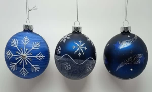 Christmas hand paint glass balls