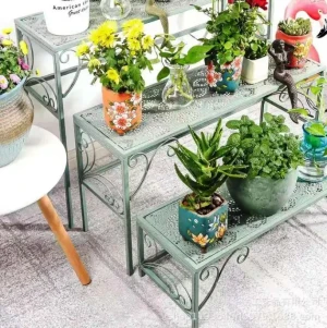 Garden pot stand for plant Flower Pot Display Rack 3 Tier Stair Style Plant ladder Metal Plant Stand