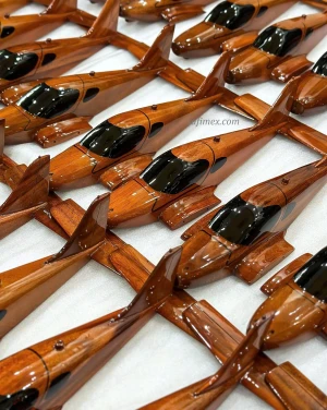 Wooden Helicopter Model Scale Woodcraft from Solid Wood from Vietnam Factory/Wooden Aircraft Model for Gift Table Decor