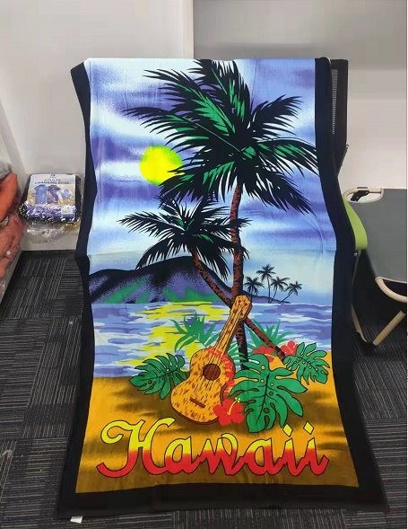100% Cotton Hawaiian Landscape Single Side Print Custom Wholesale Beach Towel