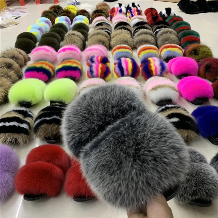 2020 HOT NEW Fashion real fur slides wholesale women raccoon fox fur slippers furry outdoor sandals