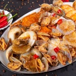 Abalone Crab Shrimp Scallop Spicy Seafood Combination Endless Aftertaste