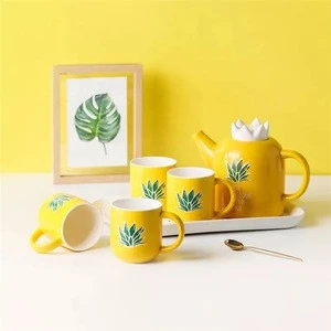 Chinese manufacturer bright yellow kawayi porcelain tea and coffee set