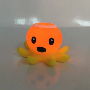 Customized Bath Animal Flashing Bathub Toy Gift LED PVC Rubber Octopus with light