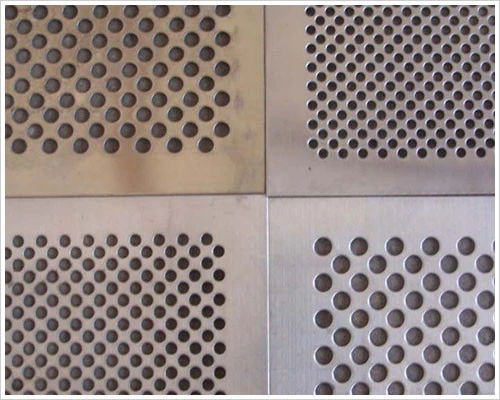 HIgh quality 1x2M perforated sheet metal panel 1mm thickness with fencing
