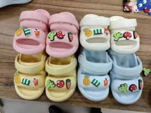 Kids Brand Clog With Logo 2022 New Childrens Clogs EVA Slippers Beach Waterproof Clogs Flat Sandal Breathable Kids Garden Shoes