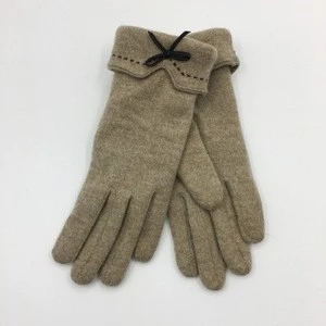 New 2019 winter mobile screen driving gloves thick soft touchscreen fleece lined cashmere gloves with bowknot for womens ladies