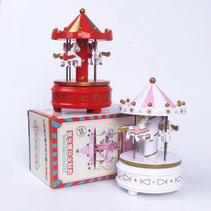plastic wind up toys amusement park products baking supplies cake topper carousel Christmas merry-go-round music box cake tools