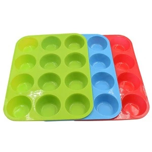 Silicone Muffin &amp; Cupcake Baking Pan, Bakeware, Non Stick &amp; Quick Release Coating Baking Cups, Cake Molds with 12 Cups