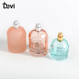 Wholesale 30ml 50ml 100ml  Thick Glass Spray Bottle Refillable Color Empty Atomizer Perfume Bottles