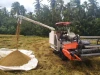 Wishope Machinery Paddy Field Use Full Feeding Rice Harvester Combine Harvest Machine