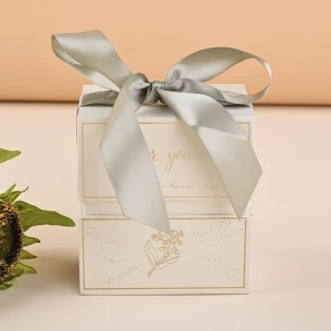 Square carton scarf gift packaging heaven and earth lid carton gift box custom wholesale