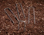 6-Inch Garden Landscape Staples Stakes Pins. U-Tyoe Nail.