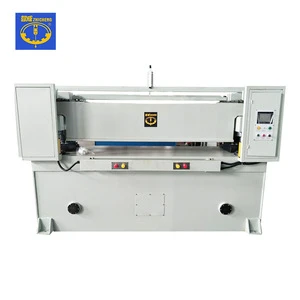 Automatic receding head foam plastic cutting machine