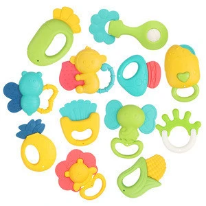 Baby Rattle Toys Boiled Animal Cartoon Soft Teething Rattles Toys Shaking Bell Toy Set for kids