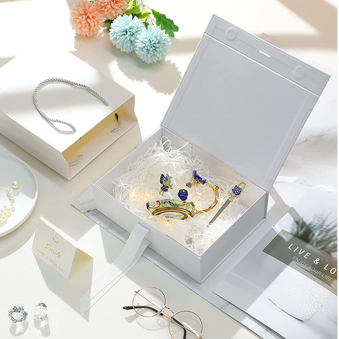 Buy Cardboard Gift Box Luxury Box With Changeable Ribbon And Magnetic ...