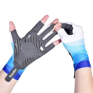 Customized Wholesale Factory UV Protection Non Slip Fingerless Fishing Gloves For Adult