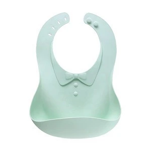 easy cleaning water and oil proof silicone baby bib