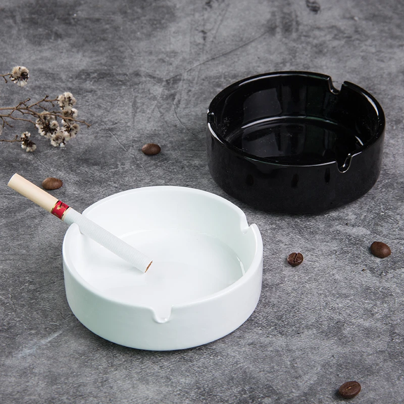 European style round white and black 4 inch custom ceramic ashtray home office desktop decoration