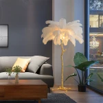 High Quality Led Floor Lamp Ostrich Feather From South Africa Hotel Decoration Modern Palm Tree Stand Resin Floor Lamp