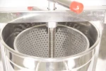 High Quality Stainless Steel Beehive Beeswax Honey Comb Bee Wax Pressing Machine Honey Processing Machine sale from China