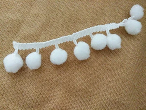 hot sale white cheap pompom lace big ball trim lace for garments/curtain accessories