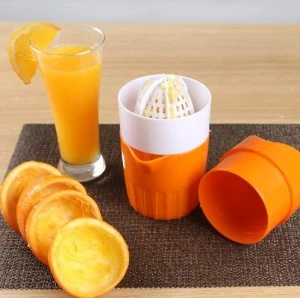 Hot Selling Manual Lid Rotation Citrus Juicer Fruit Lemon Orange Grapefruit Juicer Squeezer