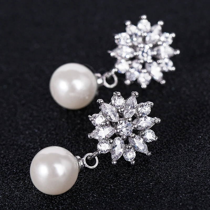 HUITAN Jewelry Romantic Snowflake Pure Zircon Big Pearl  Drop Earrings Women Girls Silver Flower Earrings Pearl Lady