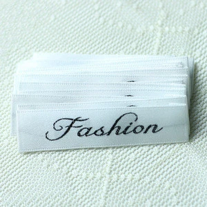 Woven Brandname Clothes Labels Custom Clothing Labels Maker - China Brand  Badge, Cloth Brand Badge